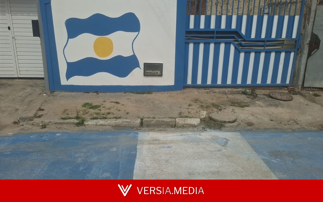Baiano torcedor da Argentina batiza filhos de Riquelme e Messi e pinta casa nas cores da seleção