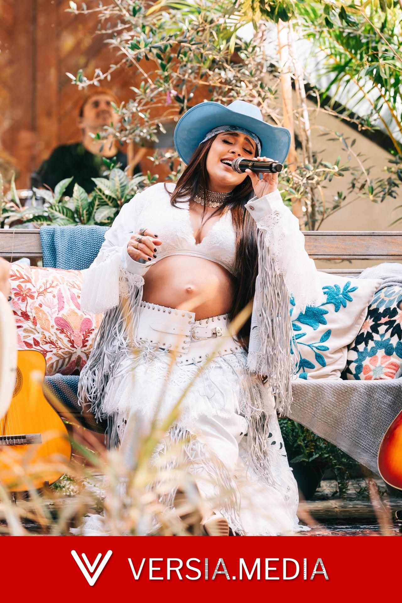 Grávida de 8 meses, Lauana Prado grava audiovisual com música para o filho: 'Vou poder mostrar pra ele'