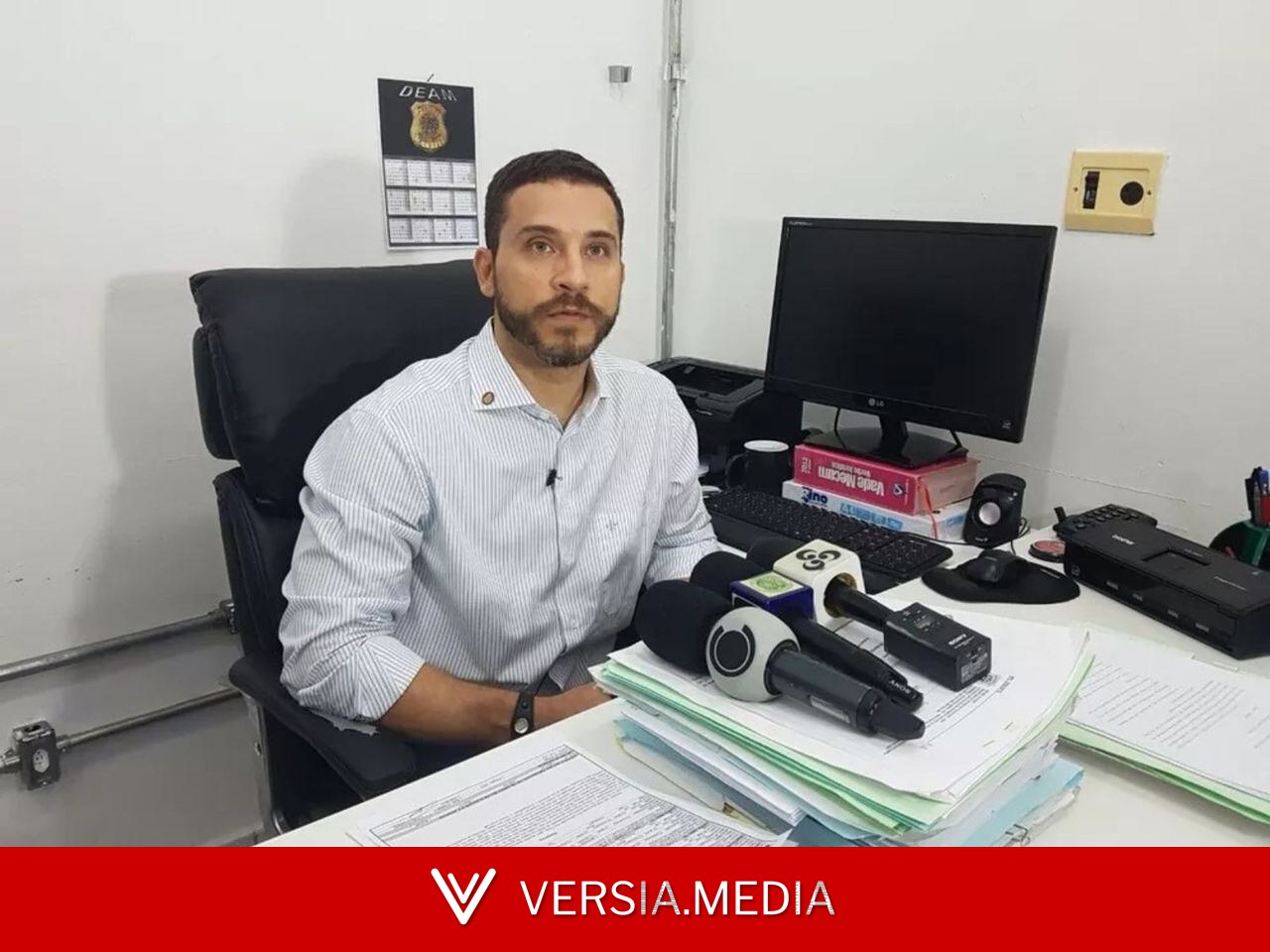 Pela terceira vez, delegado é condenado por descumprir medida e tentar invadir casa da ex no Acre