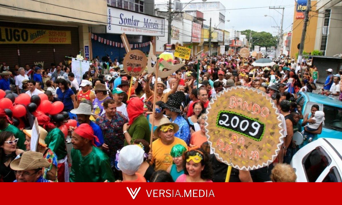 Bando Anunciador: tradição centenária transforma as ruas de Feira de Santana em cortejo marcado por cultura e memória