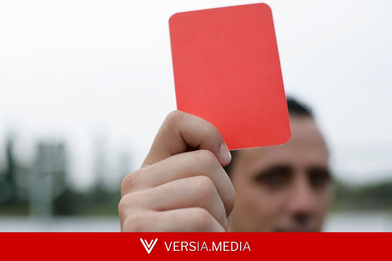 Calor extremo faz jogadores de futebol cometerem menos faltas, mostra estudo com 1 milhão de partidas